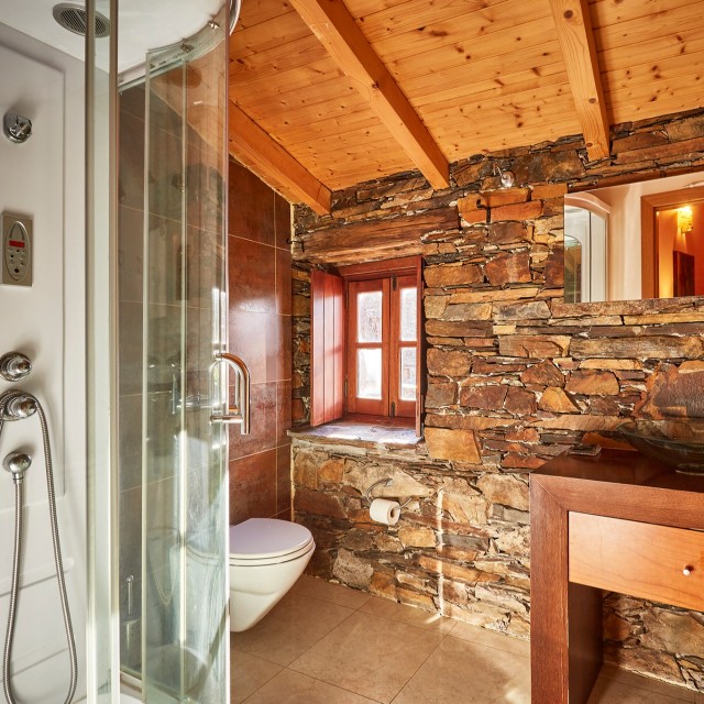 20 casas de banho pequenas, modernas e espectaculares