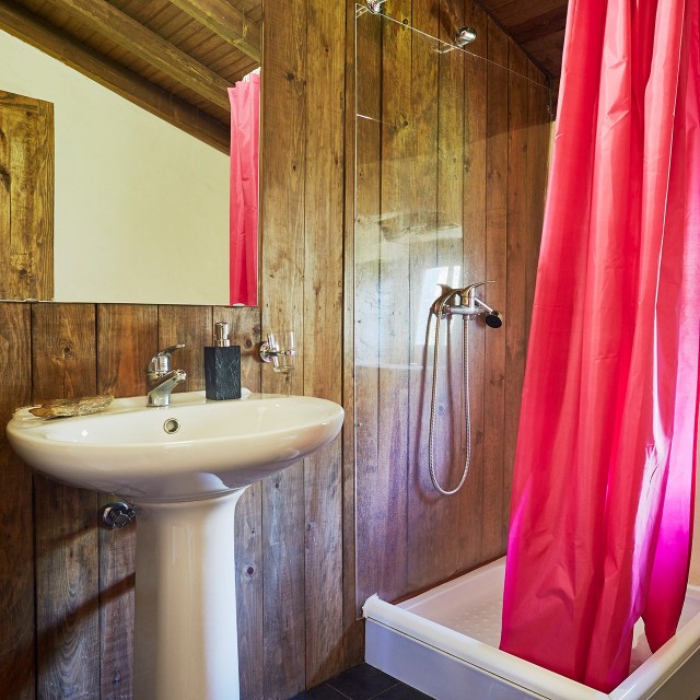 Casa Amores-Perfeitos - Xisto Sentido