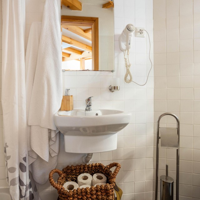 Casa do Forno - Cerdeira - Home for Creativity