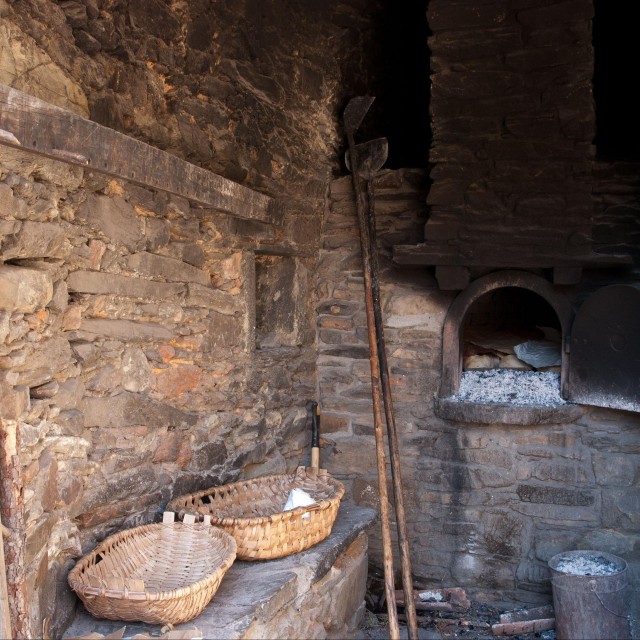 Forno comunitário, Aldeia do Xisto da Figueira