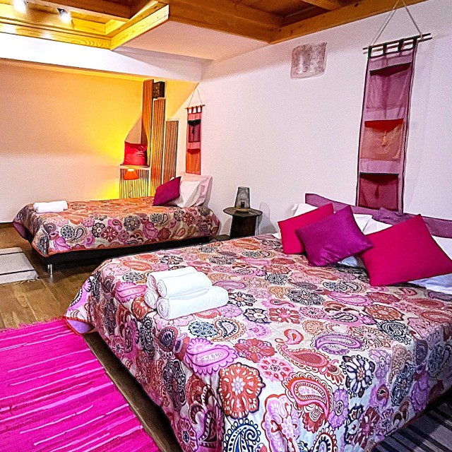Casa da Ameixeira - Casas dos Carregais